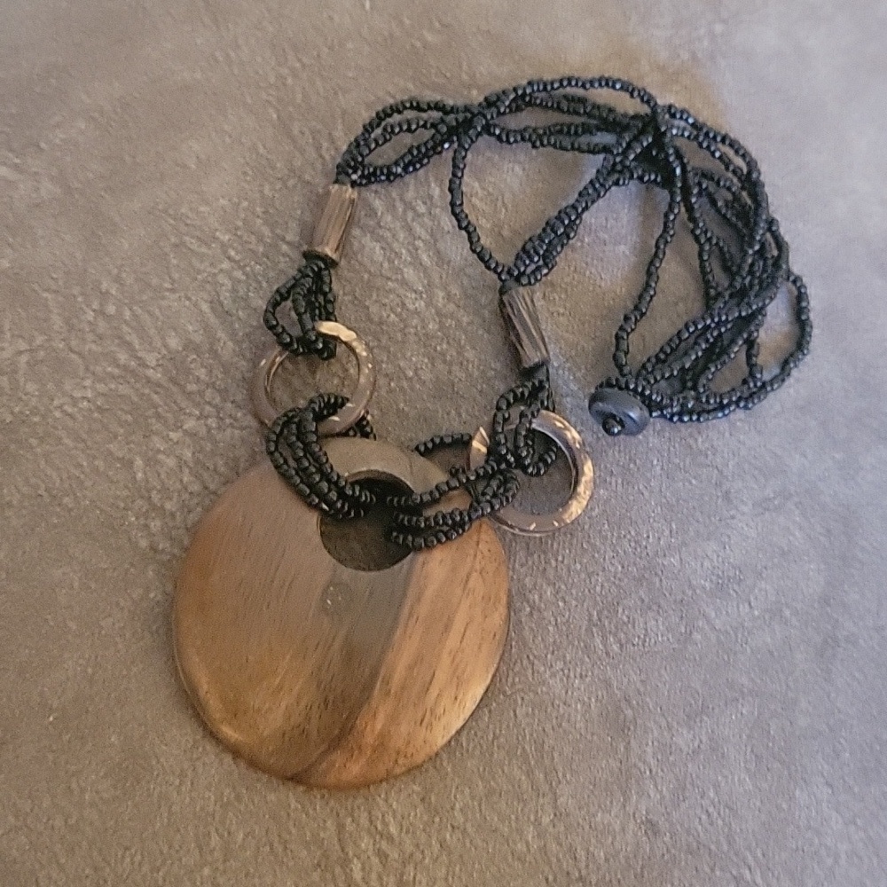 Vtg Round Wood Pendant Glass Seed Beaded Twisted Torsade Necklace - Picture 2 of 7